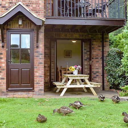 Quackers Villa วิทบี ภายนอก รูปภาพ