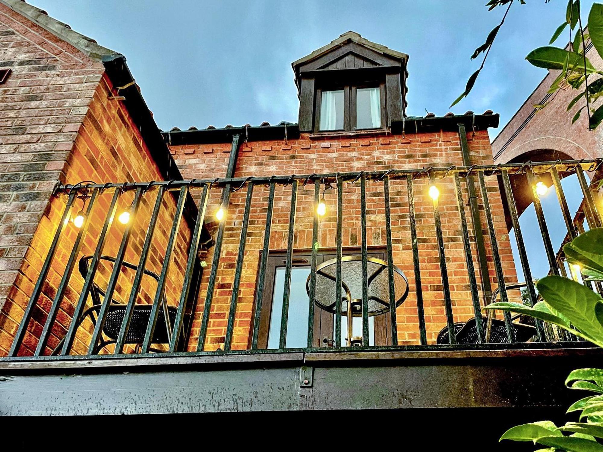 Quackers Villa วิทบี ภายนอก รูปภาพ
